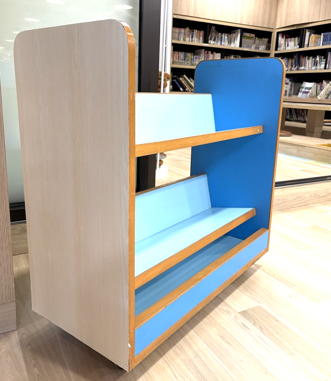 圖書館傢俬
